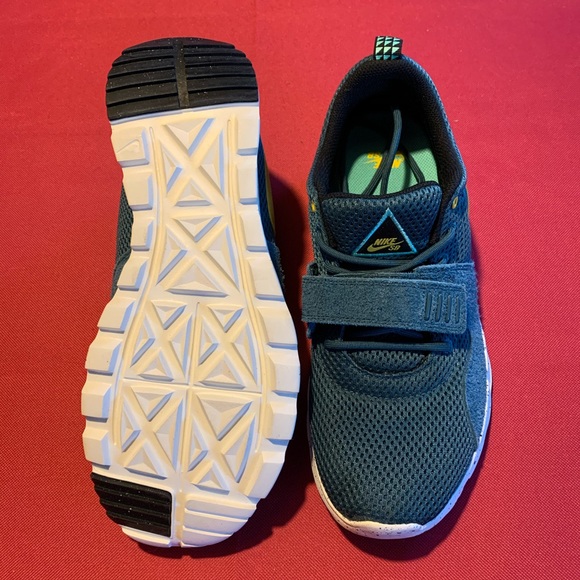 mens nike sb sneakers